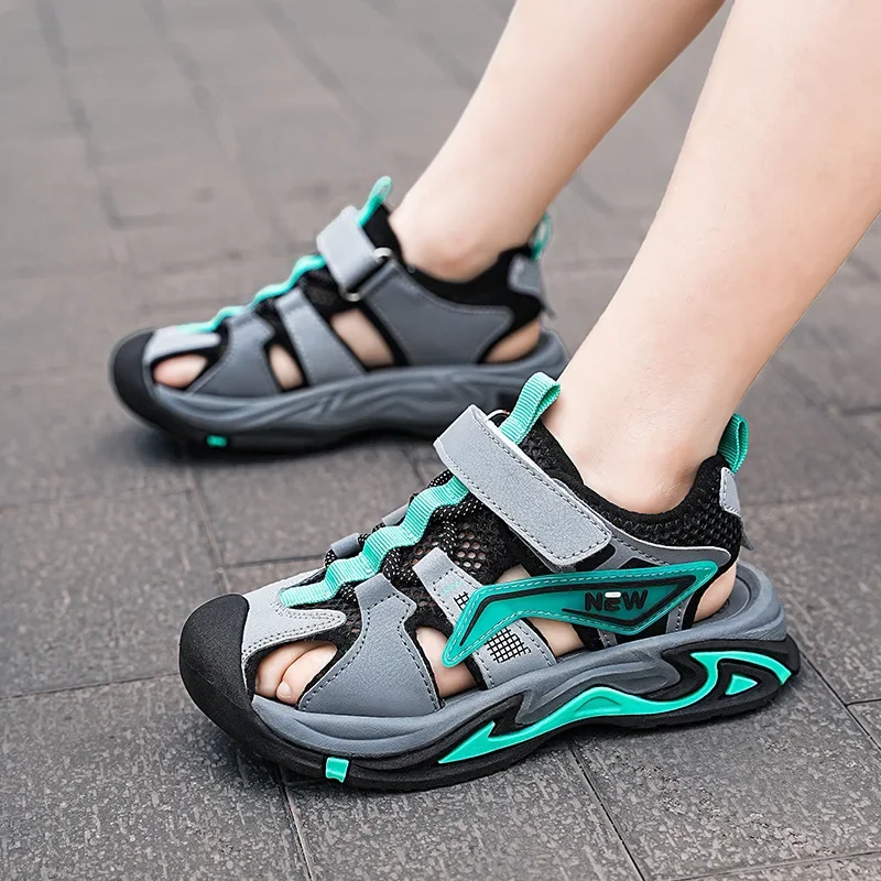 Boys' Sandals Baotou Summer 2024 New Medium and Large Children's Soft Bottom Anti-Slip Sports Children's Beach Shoes