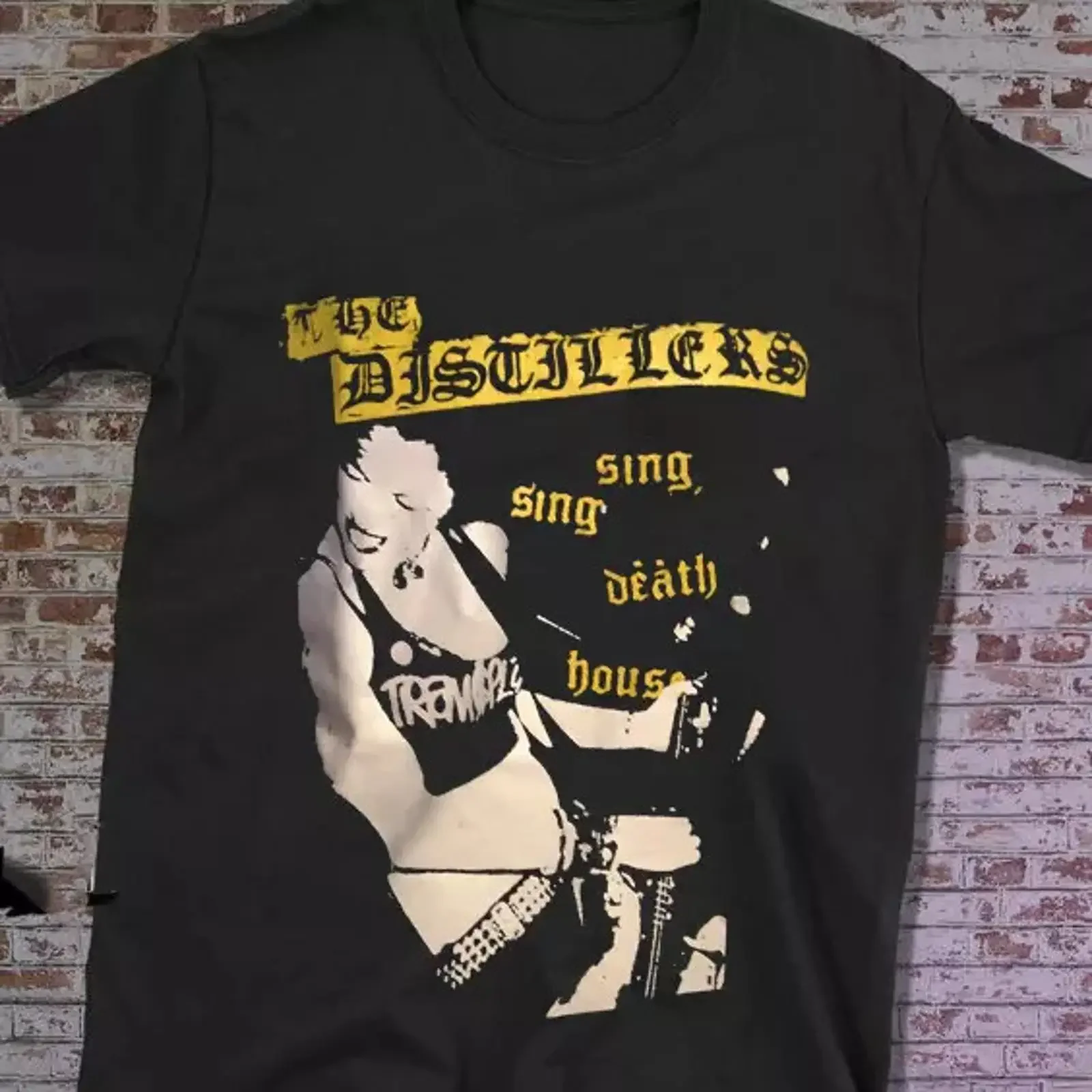 Vtg The Distillers T Shirt  AR361 vintage Washed graphic Versatile Stylish Top For Everyday Wear Soft Casual Unisex Slightly