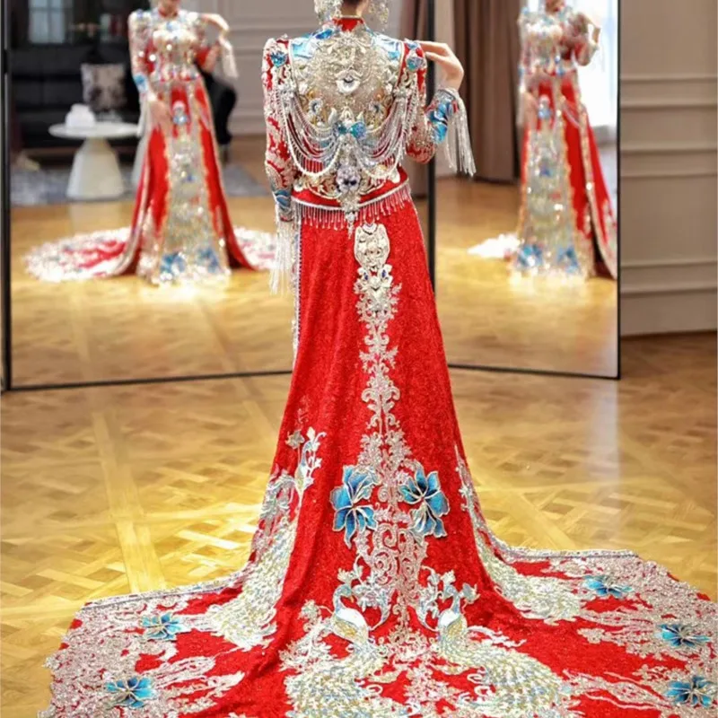 중공업 결혼식 꼬리가 달린 새로운 빨간색 중국식 토스트 용-봉황 가운 드레스