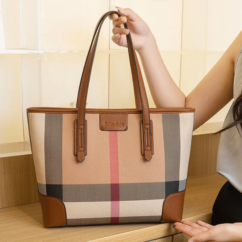 

Шикарная стеганая женская сумка через плечо, модная сумка-слинг 2025 года, кошелек через плечо из искусственной кожи в стиле ретро с металлической цепочкой для повседневного стиля