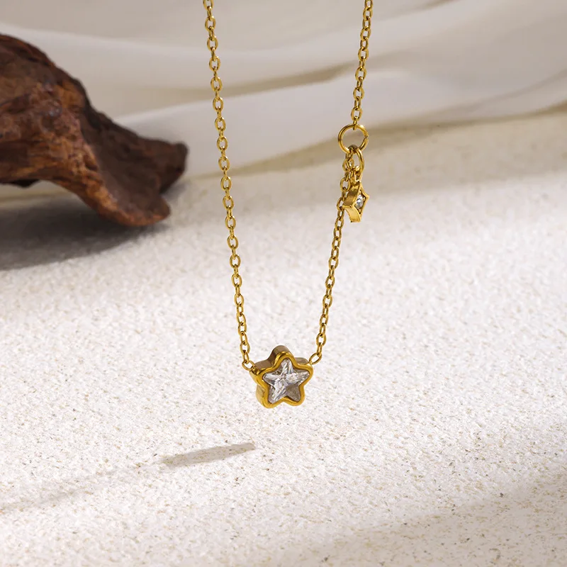 Cross-border hot-selling pentagon square diamond pendant stainless steel women's necklace, stylish and simple with a vacation