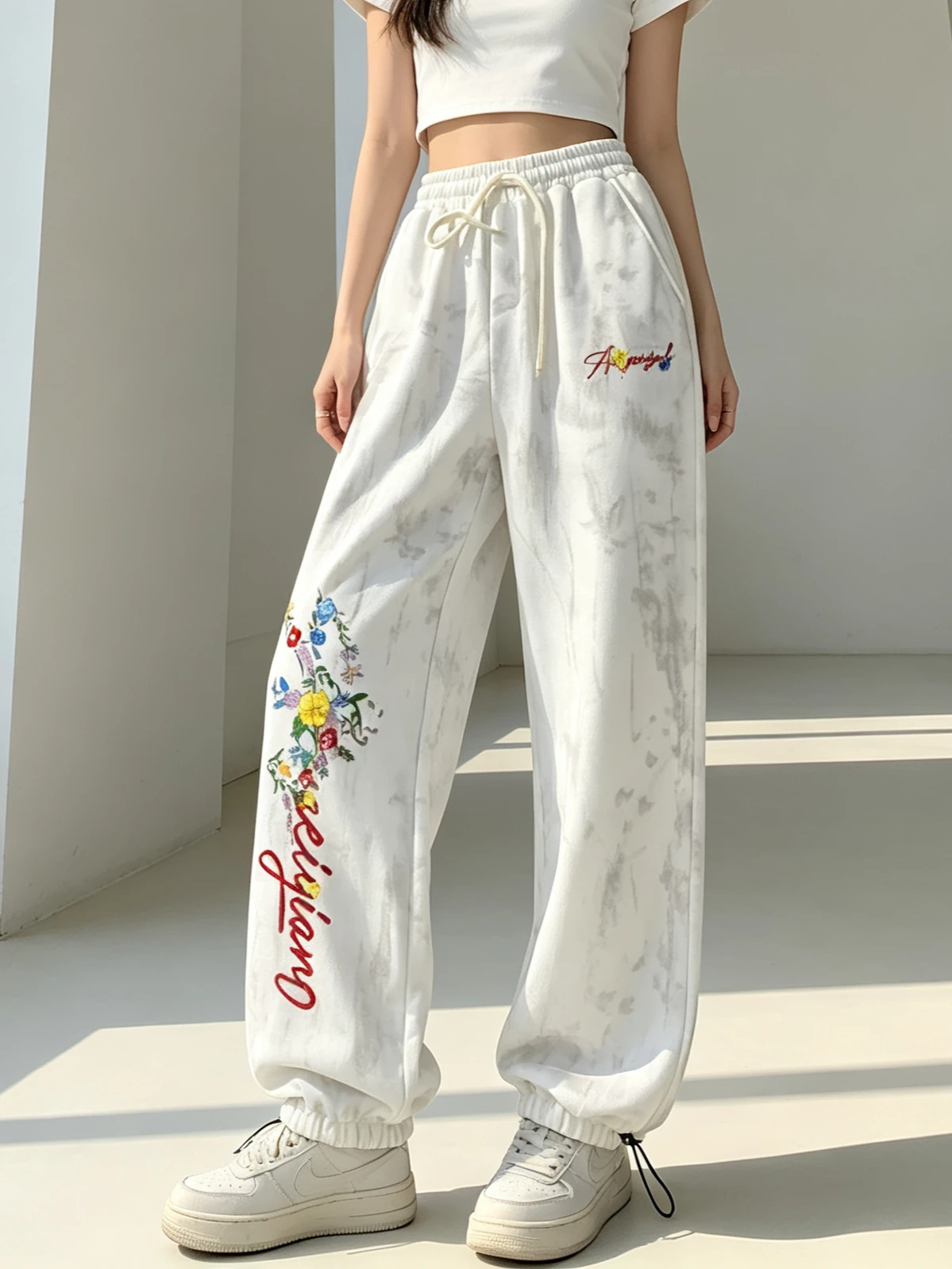 Hip Hop Adjustable Ankle Cuffs Tie‑Dye Loose Sweatpants Chic Floral Embroidery Hip Hop Graphic Bottom Trouser Preppy Harajuku