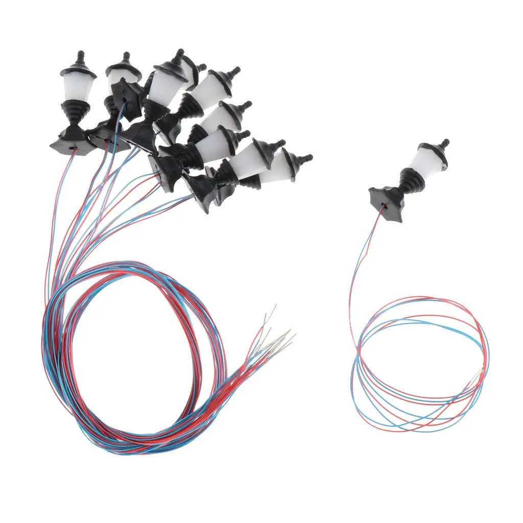 โคมไฟรางรถไฟ 10 ชิ้น โคมไฟถนนสวนสาธารณะ 1.2 ซม. 1: 100 รูปแบบแนวนอน