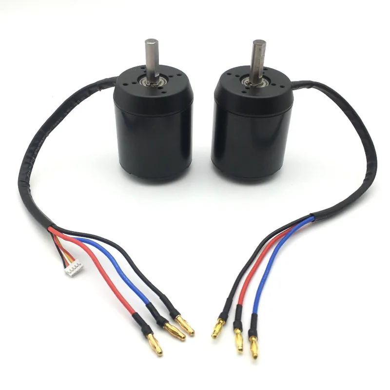 Silnik bezszczotkowy trójfazowy z zewnętrznym wirnikiem 6374 120KV150KV o dużej mocy do deskorolki elektrycznej, zdalnie sterowanej, czterokołowej, z czujnikami Halla, rok 2024.