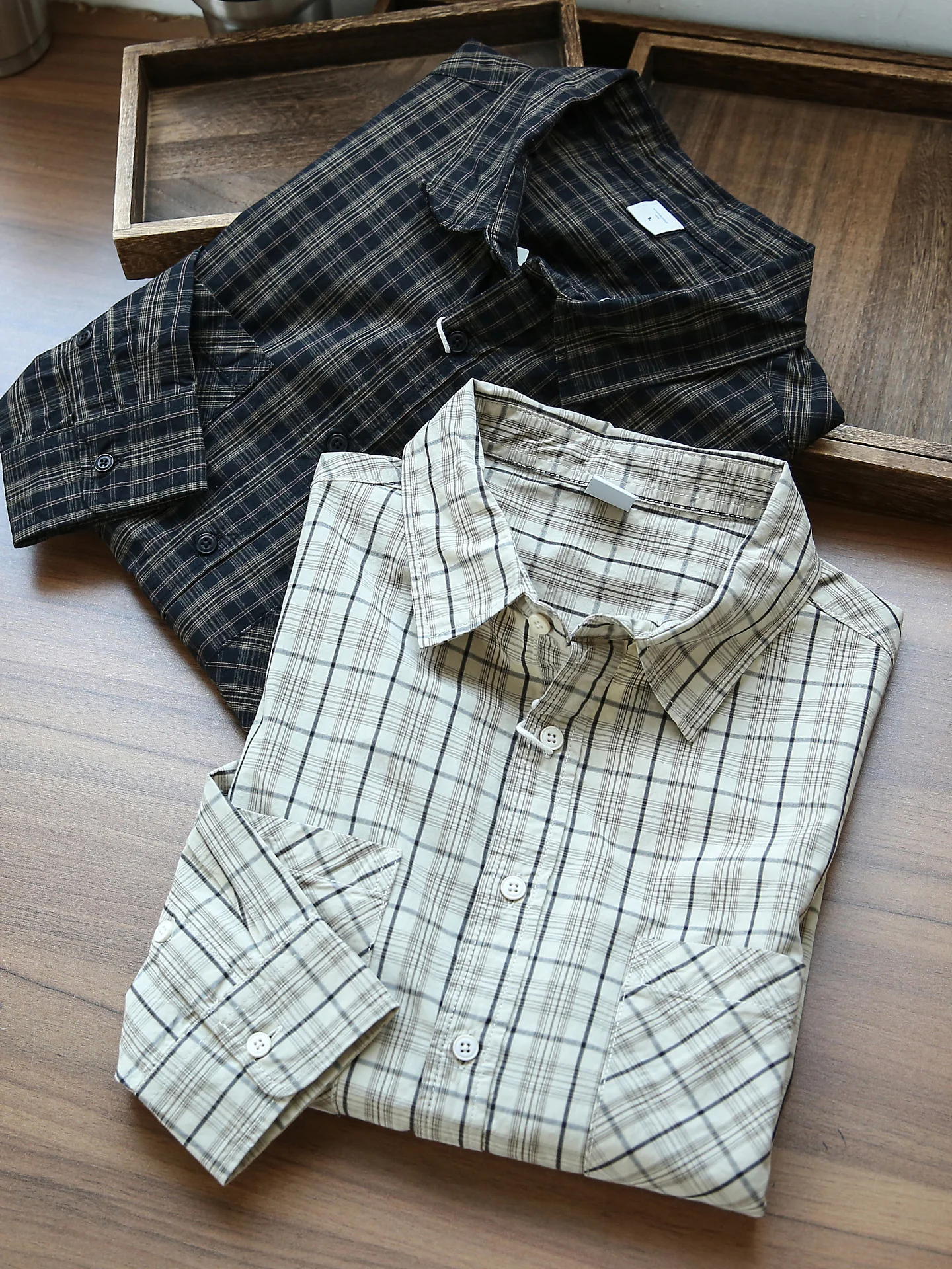 

Осенняя новинка: Мужская модная рубашка в японском стиле ретро, в клетку, из чистого хлопка, с воротником, свободного кроя, повседневная, универсальная, с длинным рукавом