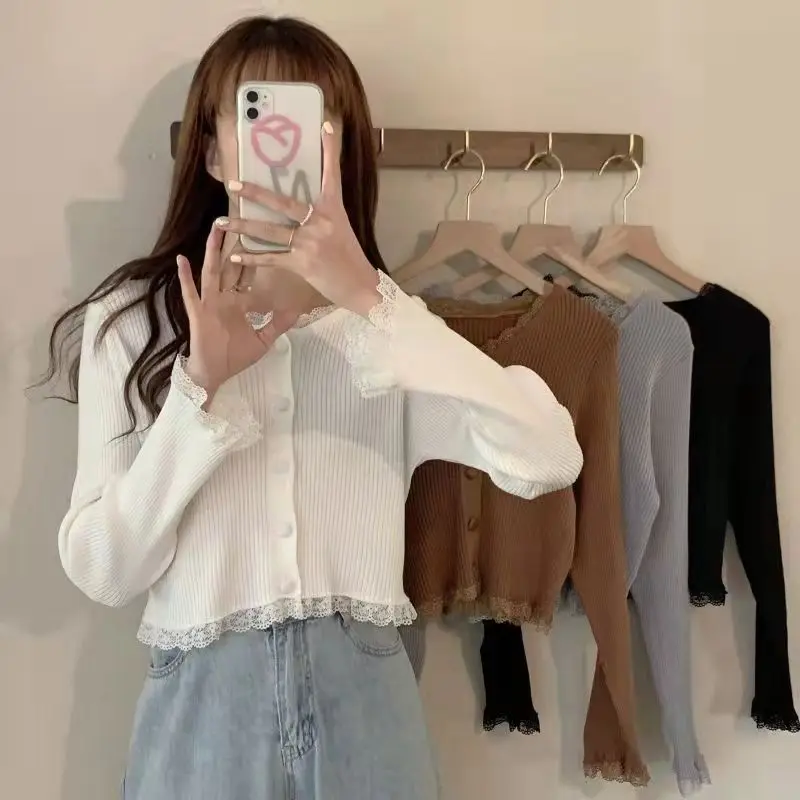 

Women's White Lace Trim Ribbed Knit Cardigan Button Front Puff Sleeve Sweet Cute Cropped Sweater for Spring Fall Daily Wear