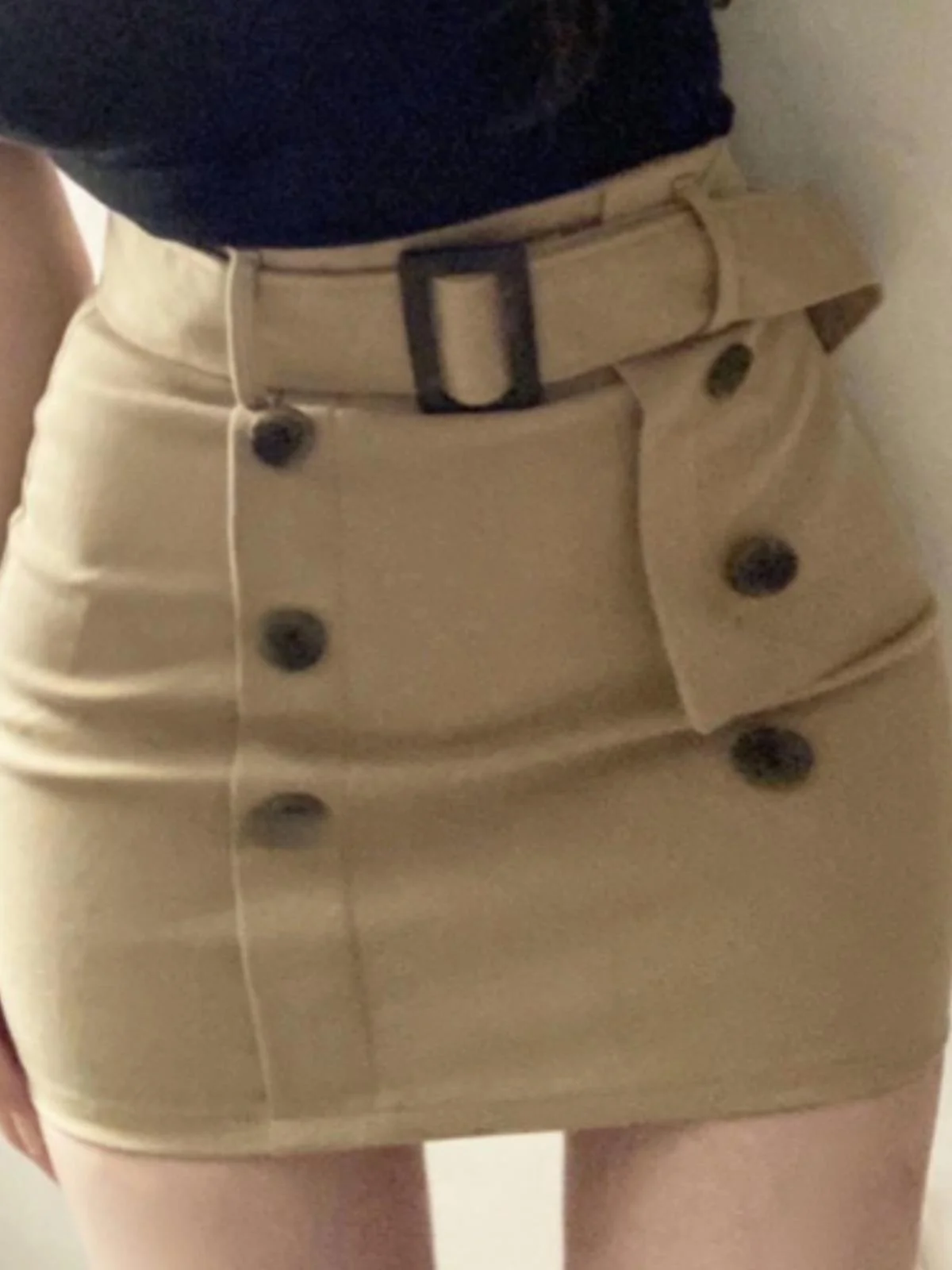 Casual Women's Mid-Thigh Skirt with Double-Breasted Waist Belt And Wrap around Design by Zhi Che for Spring Season