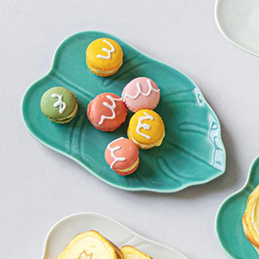 

Smooth Surface Ceramic Leaf Plate Multi Purpose for Home Restaurant Ktv Cold Dish Tray Kitchen Fruits Plate White Modern