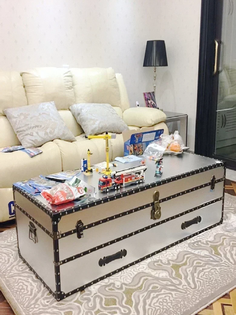 European retro fashion personality silver coffee table coffee table