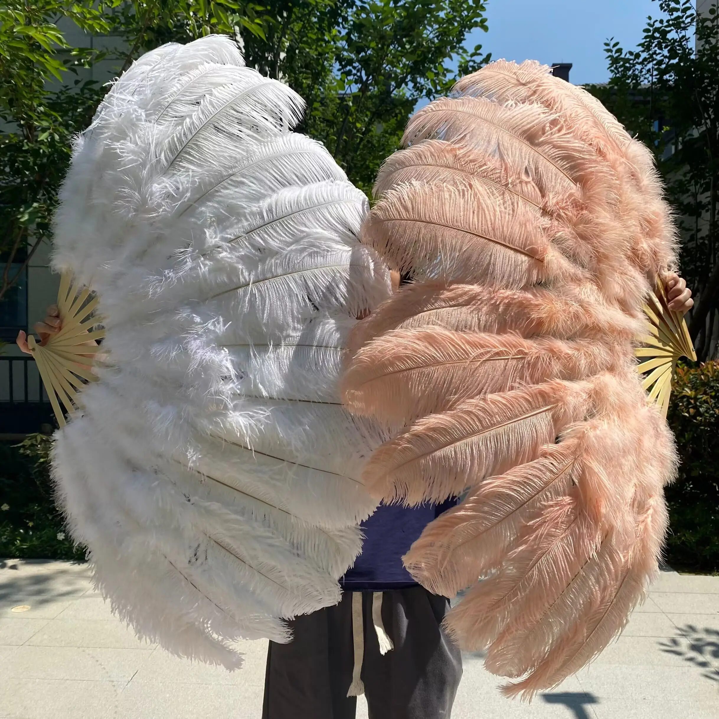 

White Natural Ostrich Feather Fan Hand Held Folding Big Plumes Fans Performance Dance Party Stage Carnival Show Props Long 130CM