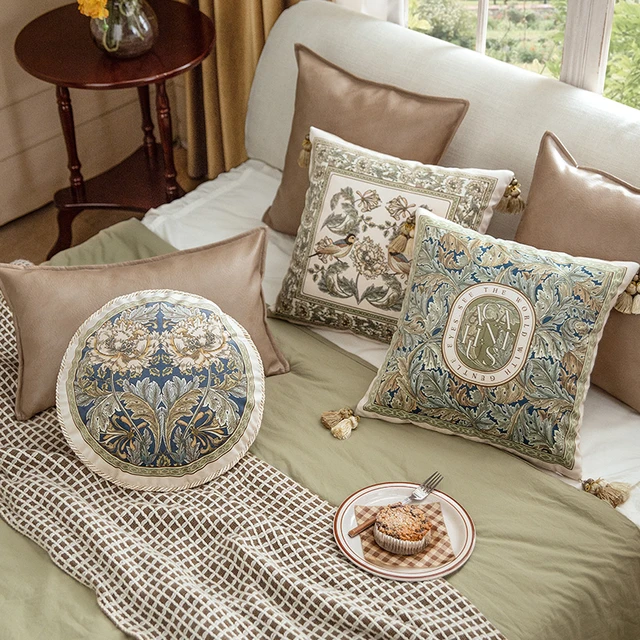 Retro Decorative Pillows: Add a Touch of Vintage Charm to Your Home