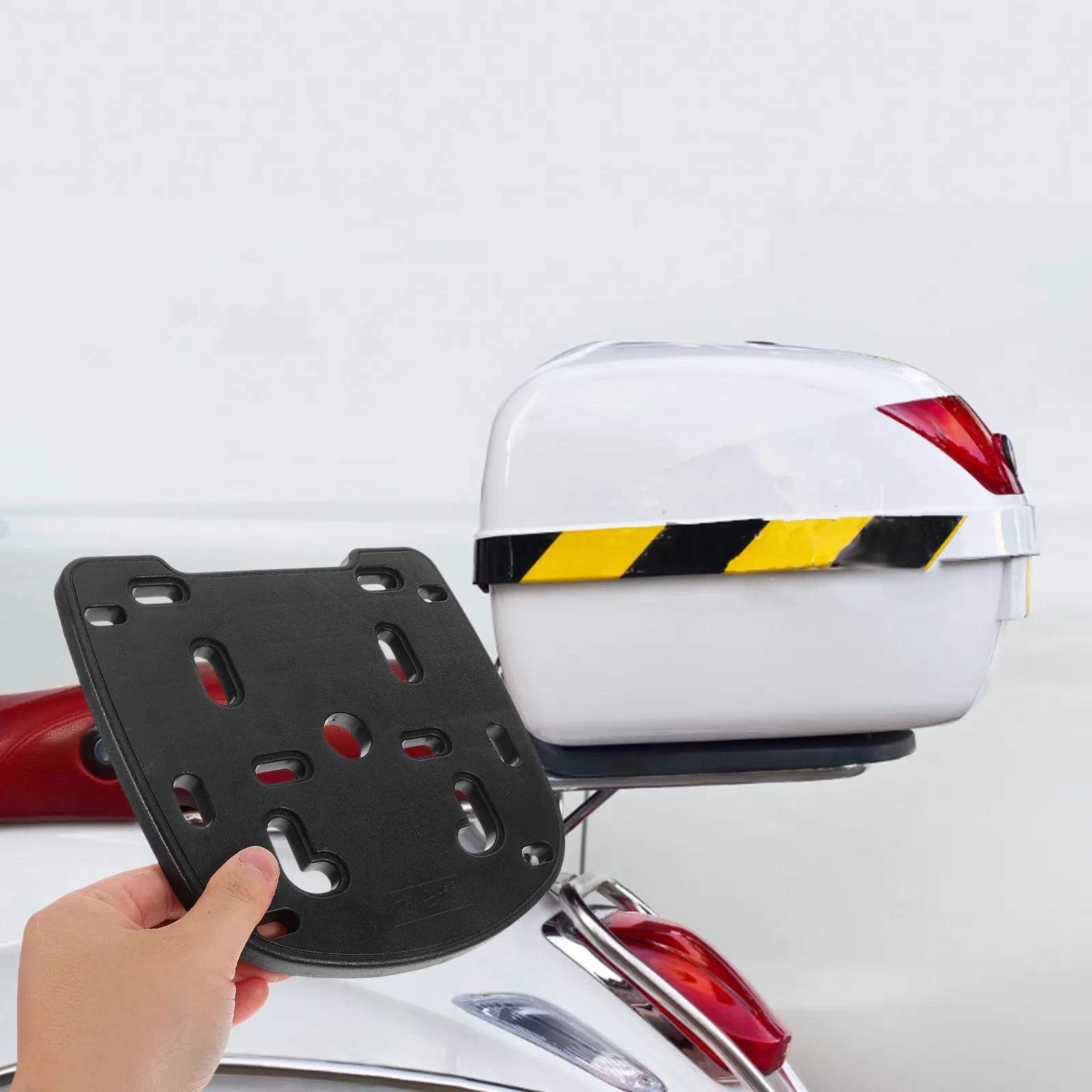 

1Set Universal Motorcycle Rear Luggage Box Base Plate with Fixing Screws Strips for Top Case Tail Box Trunk Carrier Rack Stable