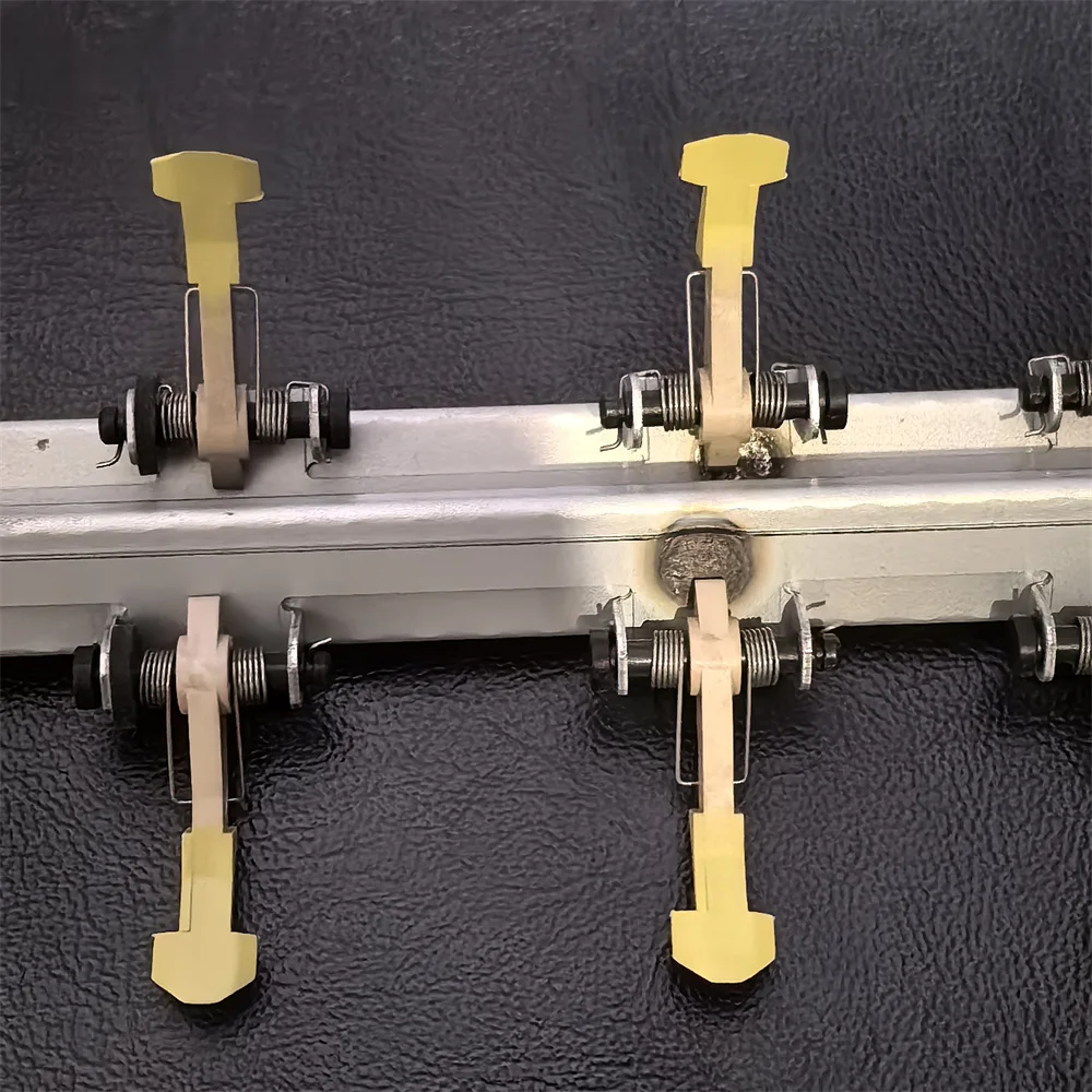 

1pcs. Upper Fuser Picker Finger Assembly 018K96753 for Xerox DC4110 4110 1100 DC900 4112 4127 900 4595 Separation claw bracket