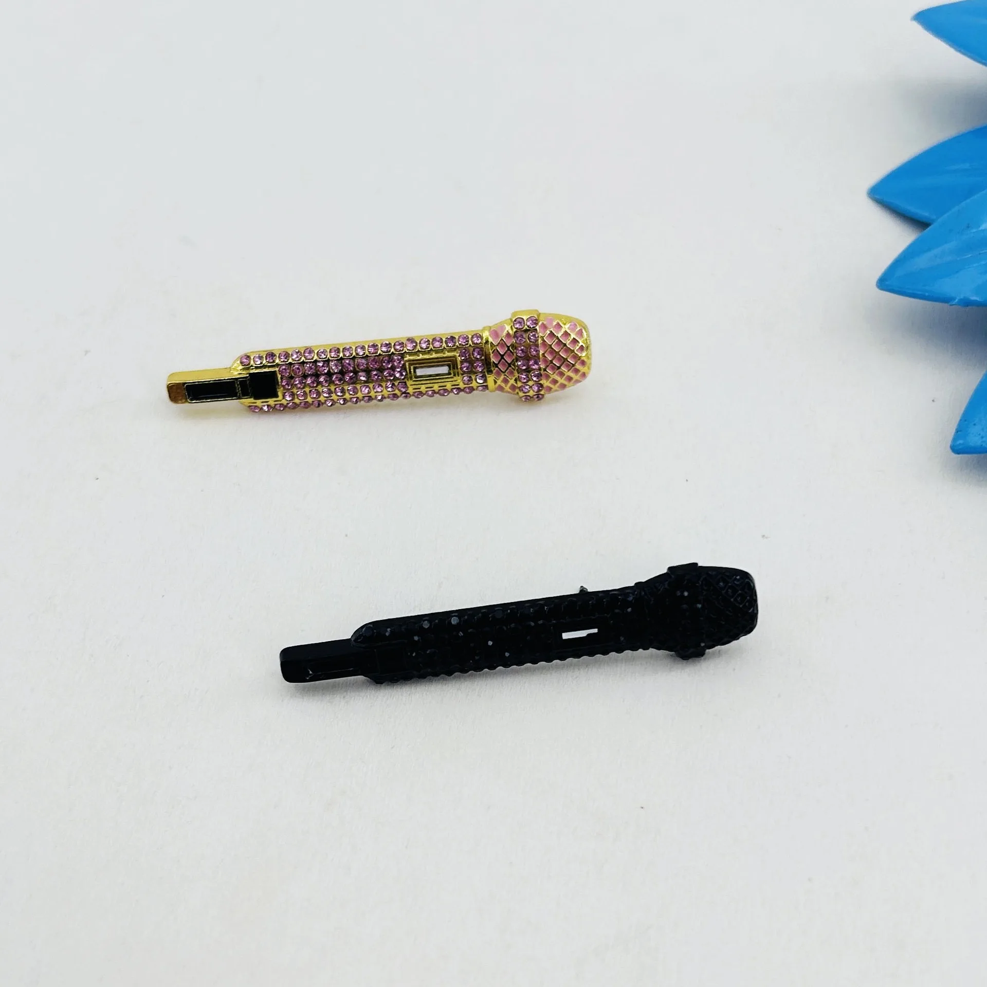 BBP-Pendurado Emblema De Metal, Microfone, Microfone, Emblema