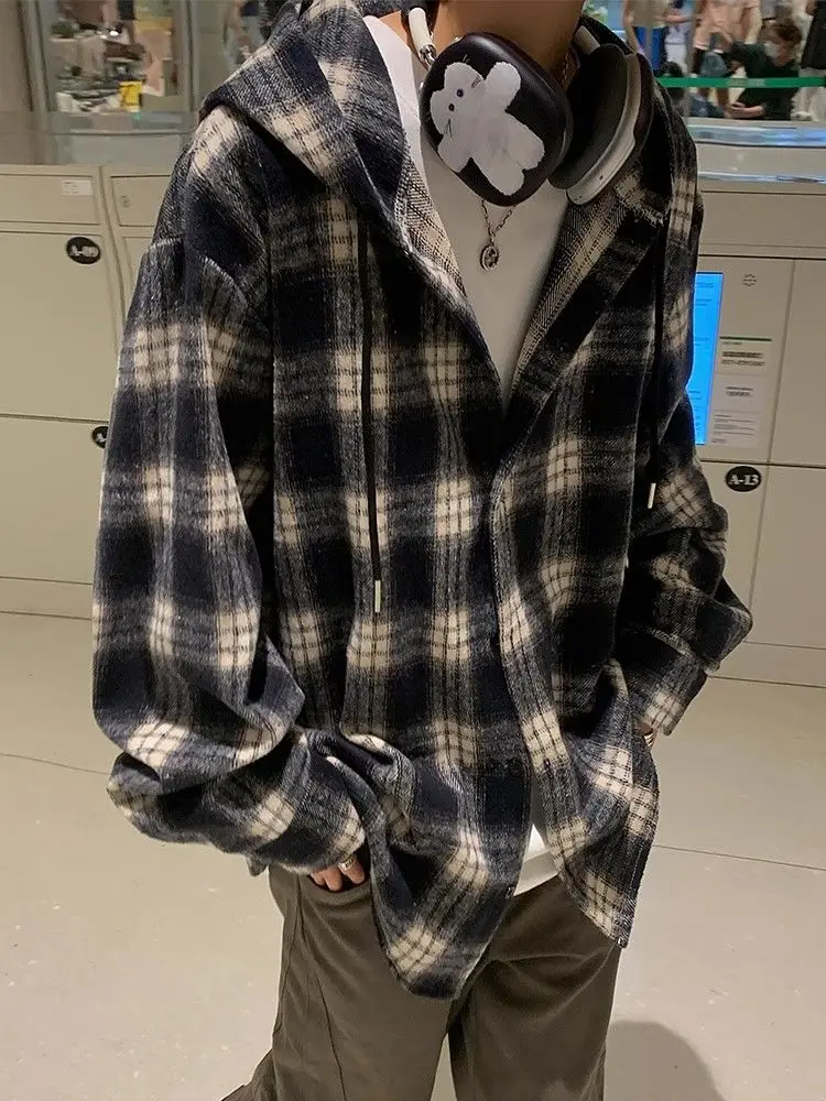 

Мужская куртка: высококачественная спортивная одежда для соревнований, командных игр и турниров