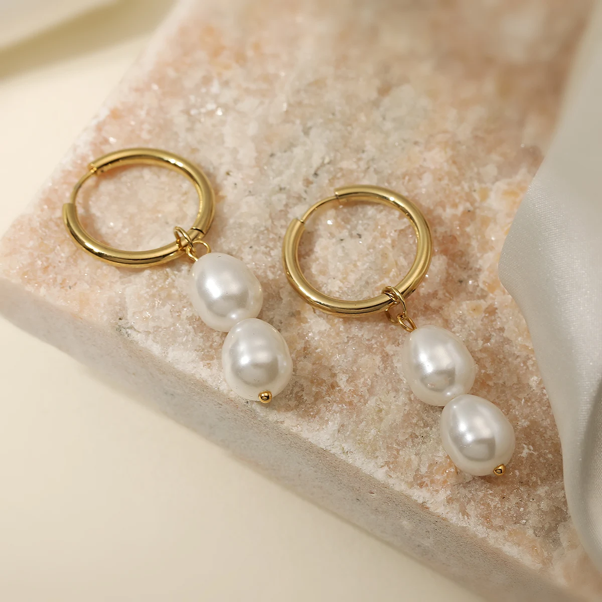 NEWBUY 2026 New Arrival Gold Color Stainless Steel Dangle Earring For Women Imitation pearl Jewelry