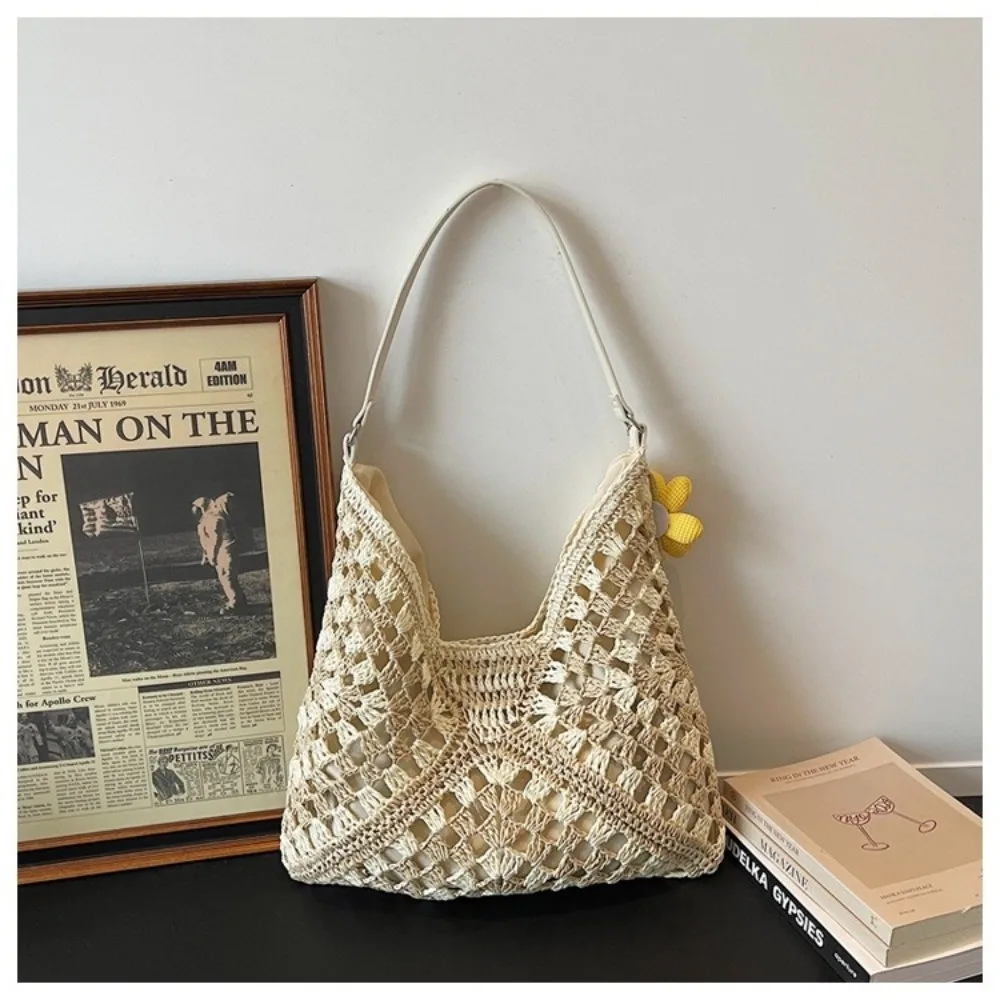 New Woven Bag Straw Bag for Women Hollow Out Large Capacity Beach Handbag Casual Bohemian Underarm Bag for Beach Vacation