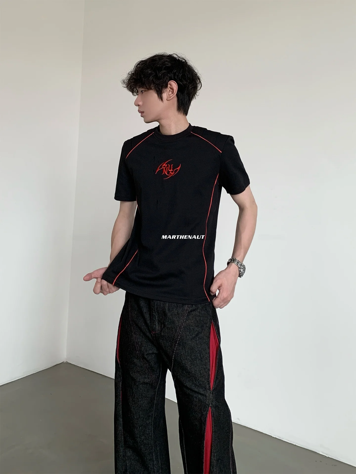 MARTHENAUT Slim Fit Short Sleeve T-Shirt Embroidered Base Layer Summer Color Block Line Design Breathable Cotton Polyester Blend
