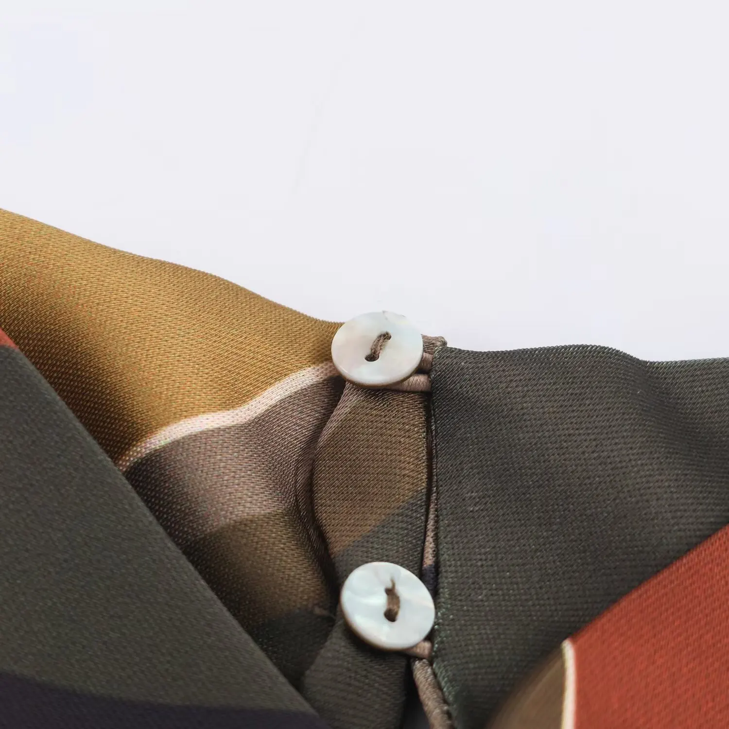 Modny asymetryczny top w paski, odzież damska, nowość na jesień, uniwersalna odzież wierzchnia z włókna poliestrowego, długość regularna.