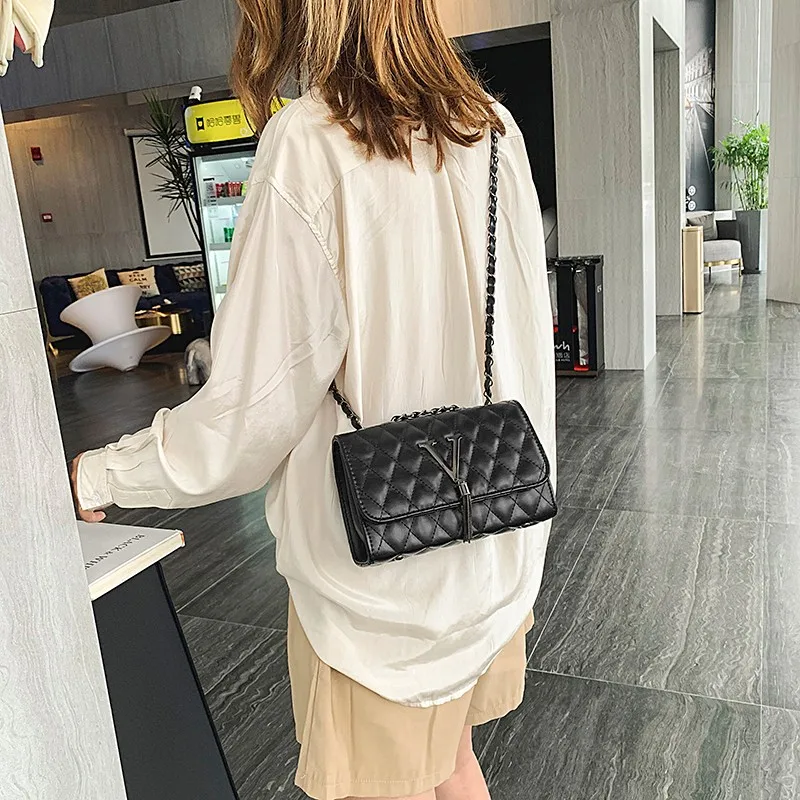 

Stylish Female Bag, Lightweight Handbag with Elegant Temperament, Portable Bag for Social Events