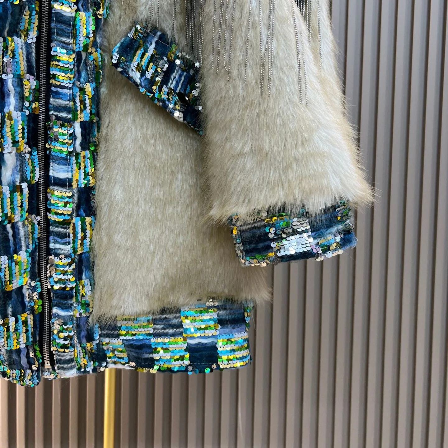 Kurtka zimowa 2025 z imitacji futra lisa, styl koreański, luźny krój, modny płaszcz z cekinami, elegancki, casualowy, zapinany na zamek, wełniany, jednoczęściowy, jaquetas