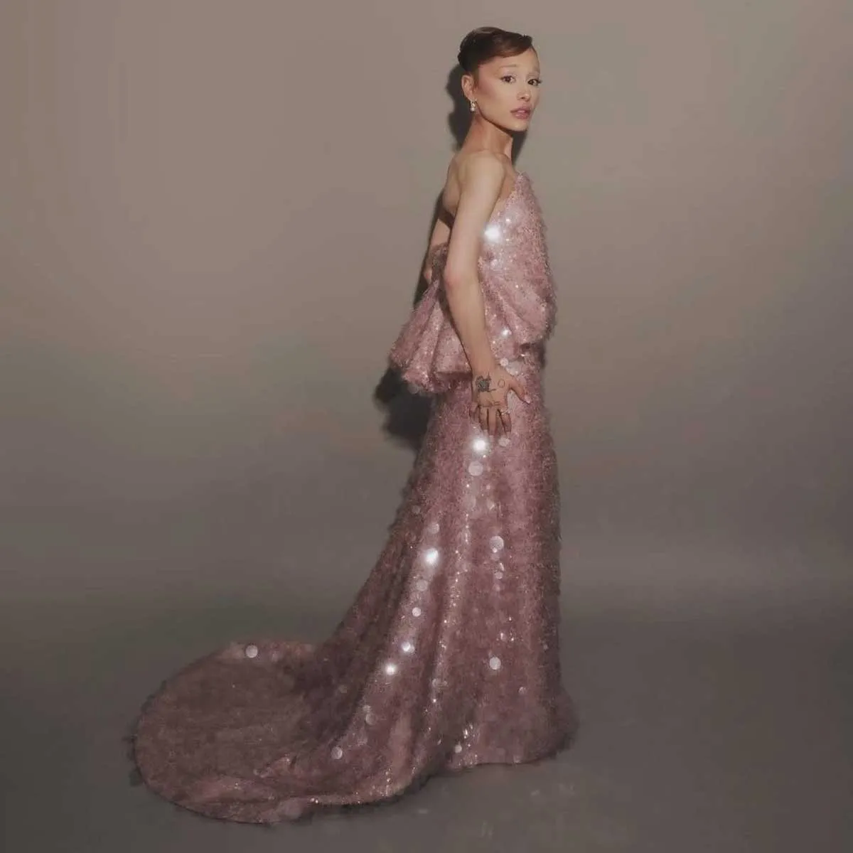 فستان ترتر لامع فستان سهرة للنساء فستان وردي كبير ترتر مناسبة رسمية فستان السجادة الحمراء فساتين حفلات الزفاف