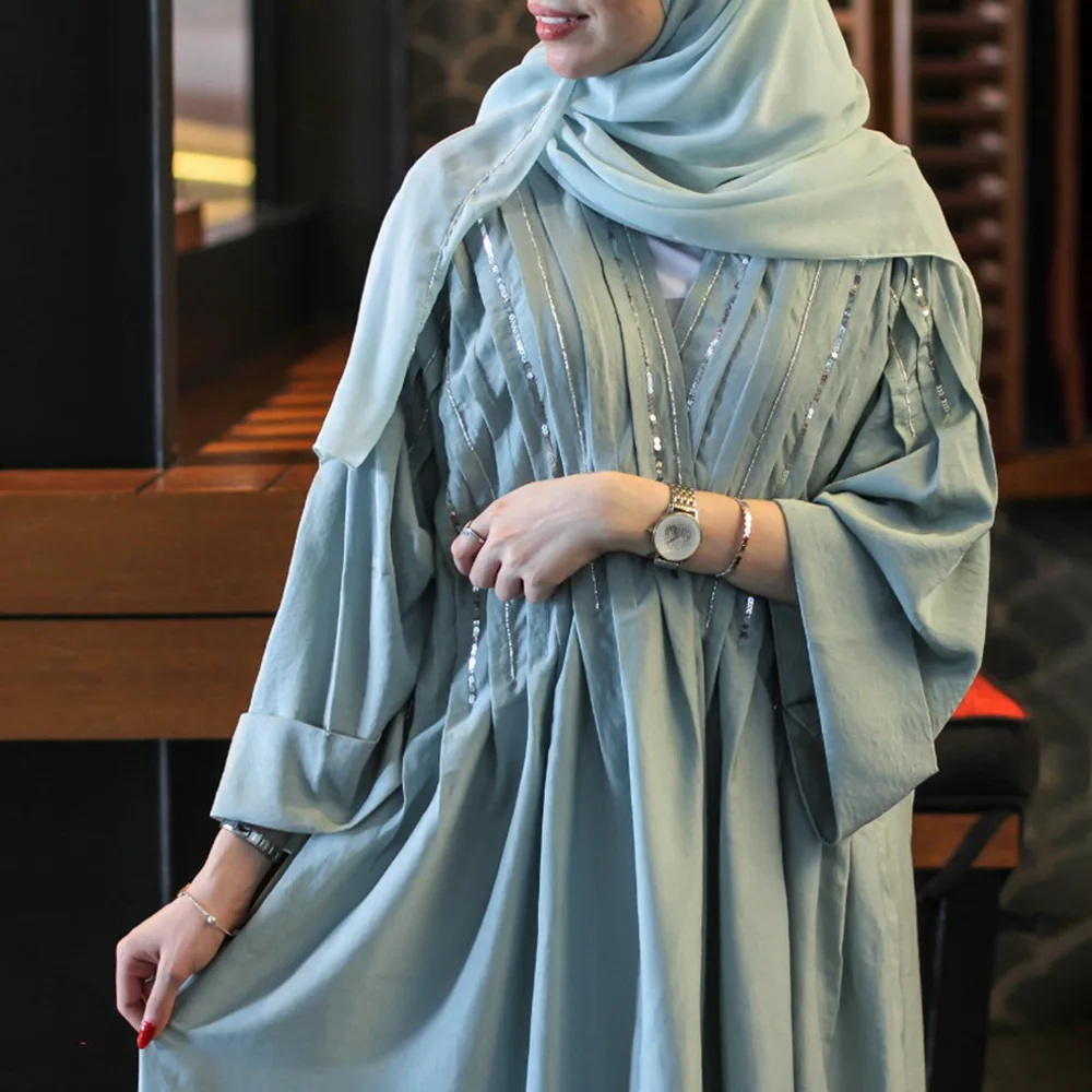 

The 2024 Middle East Spring And Summer New Style Sequins Hot Diamond Fashion City Casual Dress Jacket Gown Without The Turban