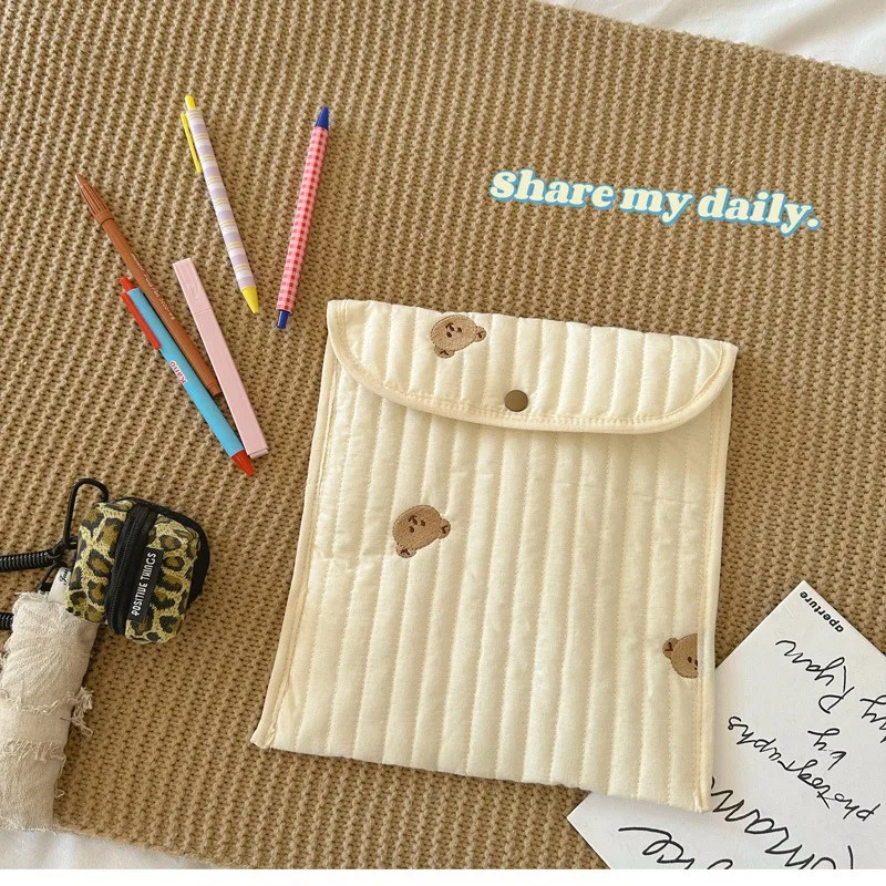 coreano-sle-ins-pequeno-urso-envelope-costurado-bordado-ipad-saco-de-armazenamento-polegada-saco-de-fraldas-saco-de-mamae-fibra-de-poliester