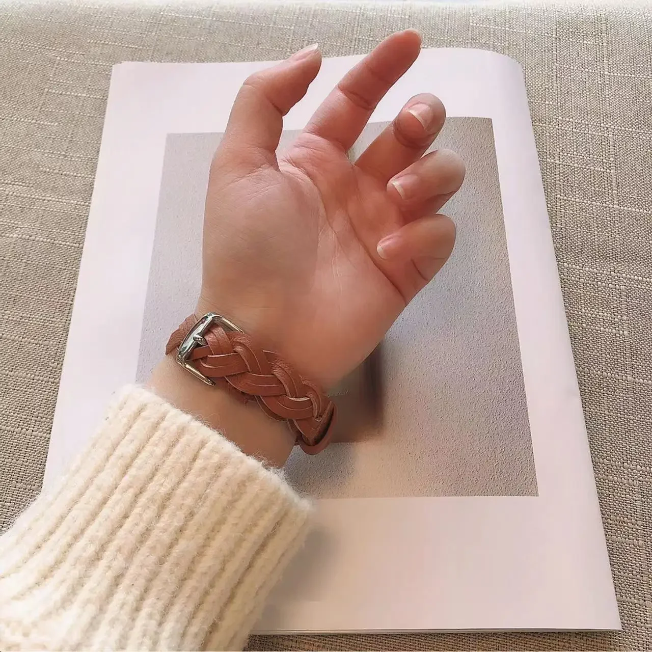 Leather Strap for Apple Watch 10 9 8 7 46mm 45mm 41mm Ultra 49mm Slim Breathable Woven Bracelet Serise 6 5 4 3 SE 44mm 42mm 40mm