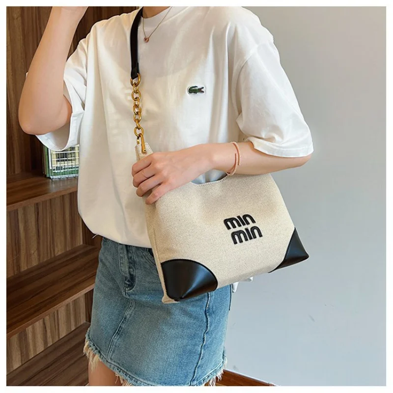 

Women's Handbag Made Of Star-Printed Leather Boasting Paris Commuter Vintage Look​