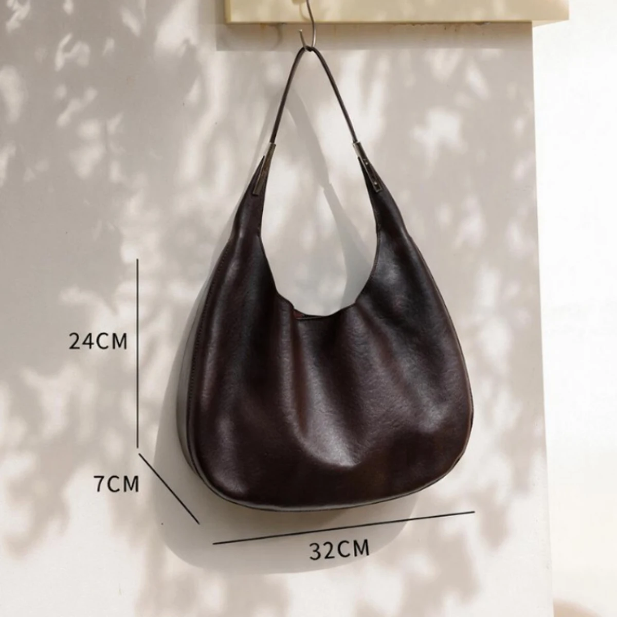 Korean-style Autumn/Winter Women Bag Fashion Retro Top-Grain Cowhide Shoulder Bag Work Commute Minimalist Handbag / Tote Bag