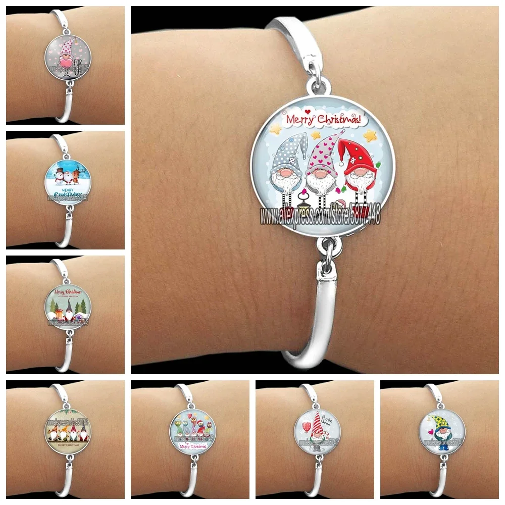 Fashion Merry Christmas 20mm Glass Cabochon Bracelet Cute Cartoon Santa Claus Bangle Christmas Bell Bracelet Gift for New Year