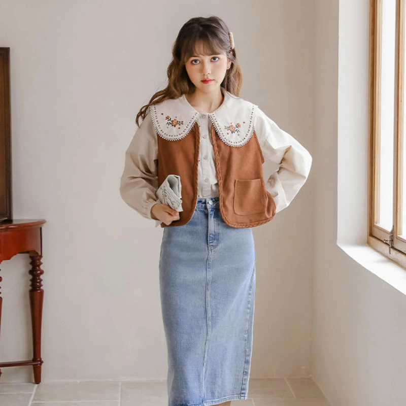 Embroidery Shirts Women Button-up Summer Loose Leisure Tops Cute Elegant Comfortable Aesthetic Stylish Peter Pan Collar Ulzzang