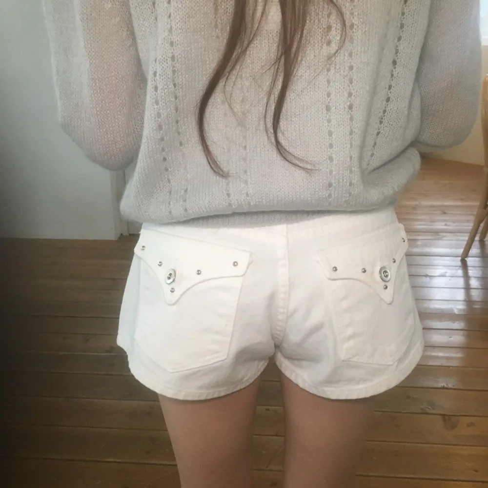 Low Waist Fashionable Short Jeans with Buckle Bag Cover Casual Style Women's Summer Pants Stylish And Versatile 2026 New Arrival