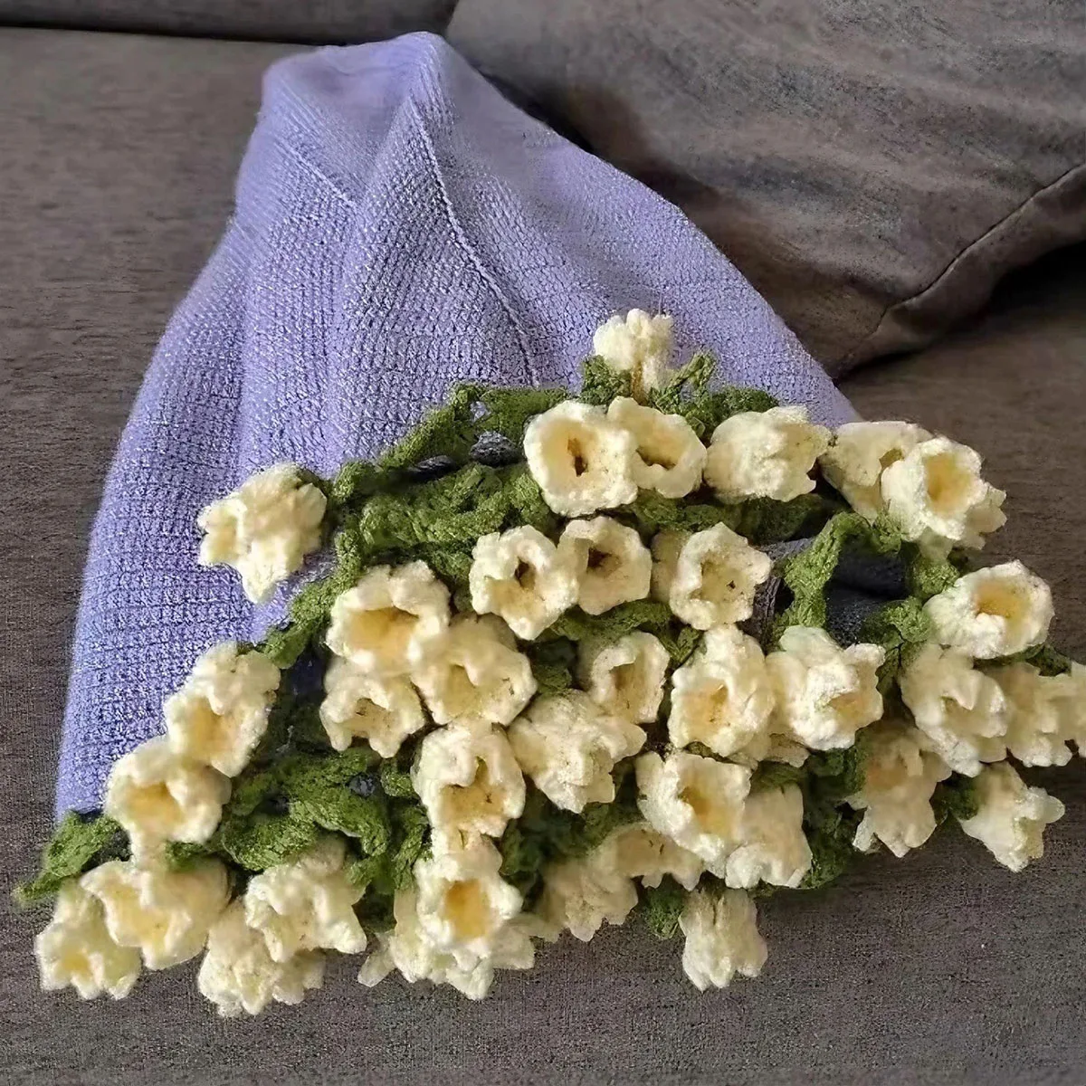 ﻿ DIY Rose Bouquet Blankets Hand-woven DIY Material Packages Lily Of The Valley Bouquet Blanket Crochet Flower Blankets