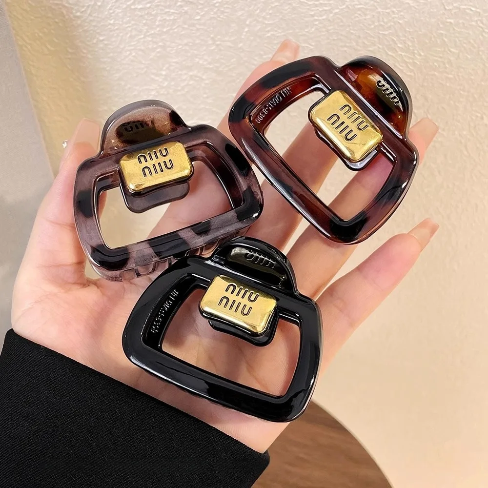 مشبك شعر صغير راقي نمط جديد مشبك شعر نسائي الجزء الخلفي من الرأس مشبك شعر بسيط نصف مربوط على شكل قرش