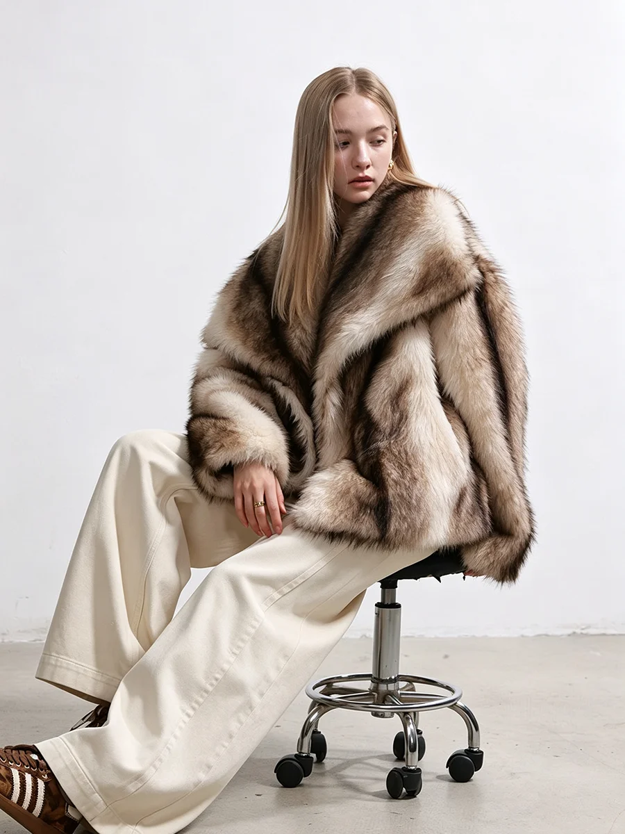 PUAL  2026 Women Gradient Faux Fur Cropped Coat, Wide Lapel Loose Fluffy Jacket, Warm Luxury Winter Street Casual Outerwear