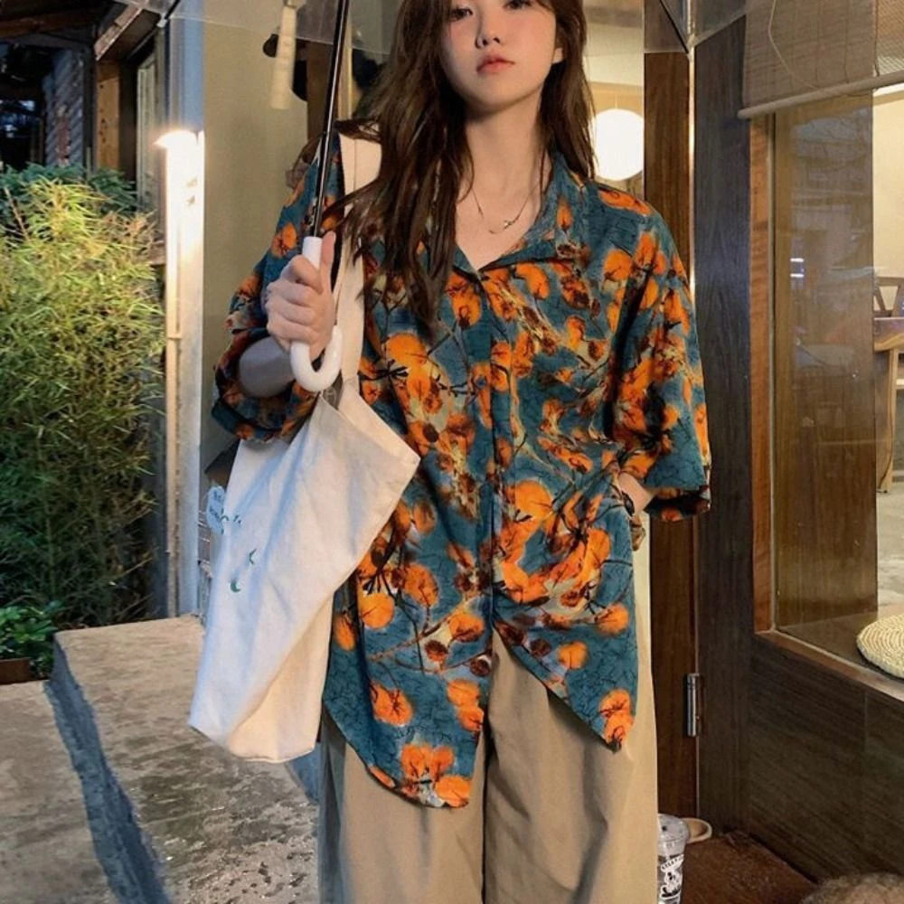 

Korean Style V-neck Floral Short Sleeve Shirts Y2K Button Up Flower Blouse Women Loose Streetwear Sweet Girls Shirts Female