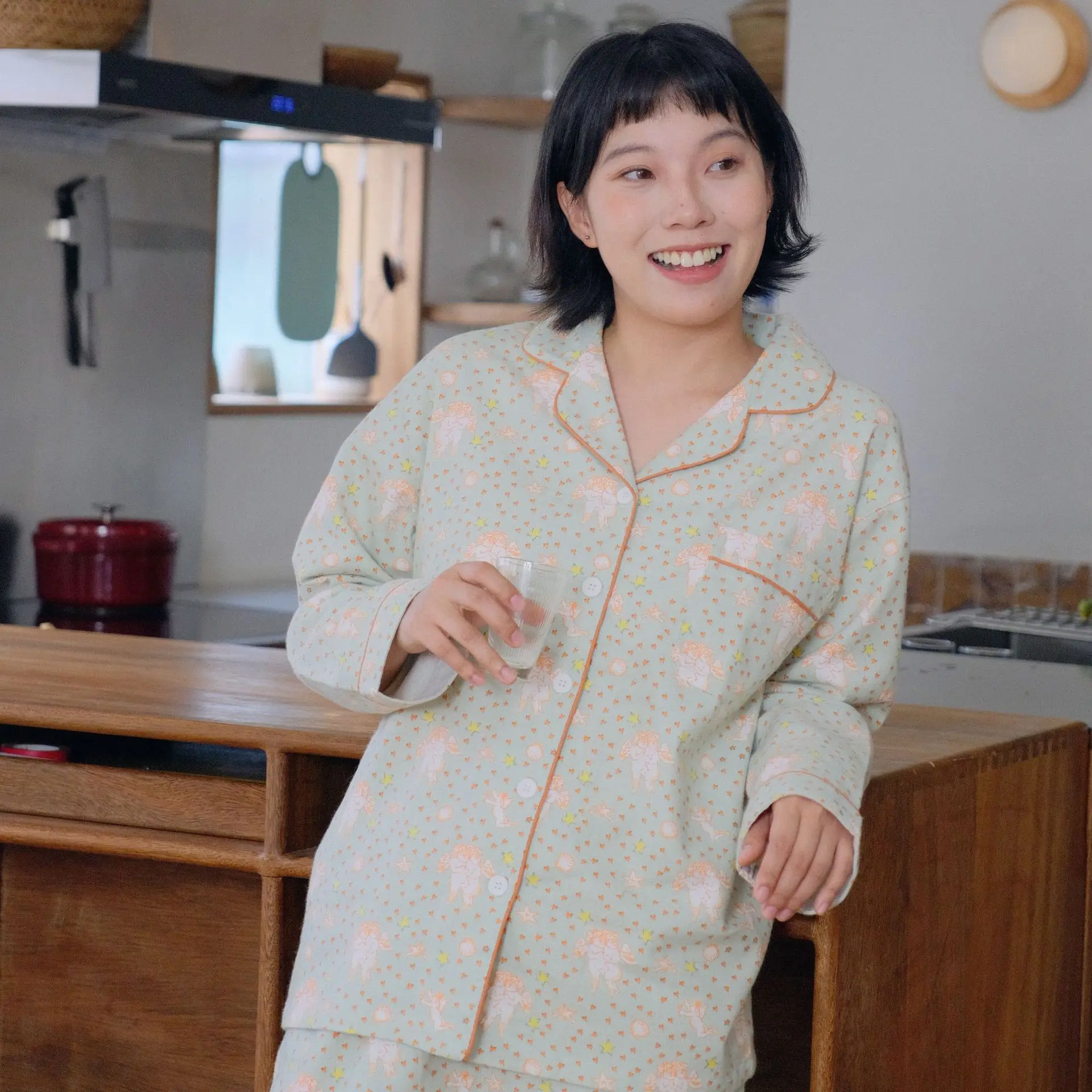 

Милый пастельный теплый фланелевой пижамный комплект для женщин, одежда для сна с кавайным звездным принтом, 100% хлопок, мягкая домашняя одежда с длинными рукавами, милые пижамы