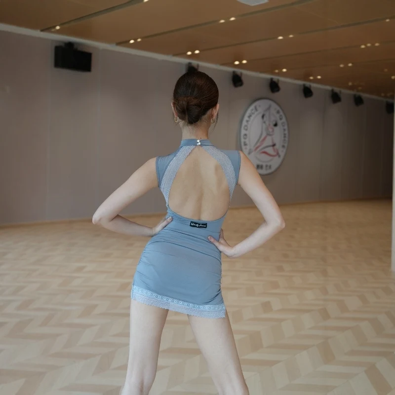 여름 라틴 댄스 복장 여성 새로운 블루 레이스 탑 스커트 연습 착용 민소매 룸바 의상 삼바 댄스 드레스 DNV24627