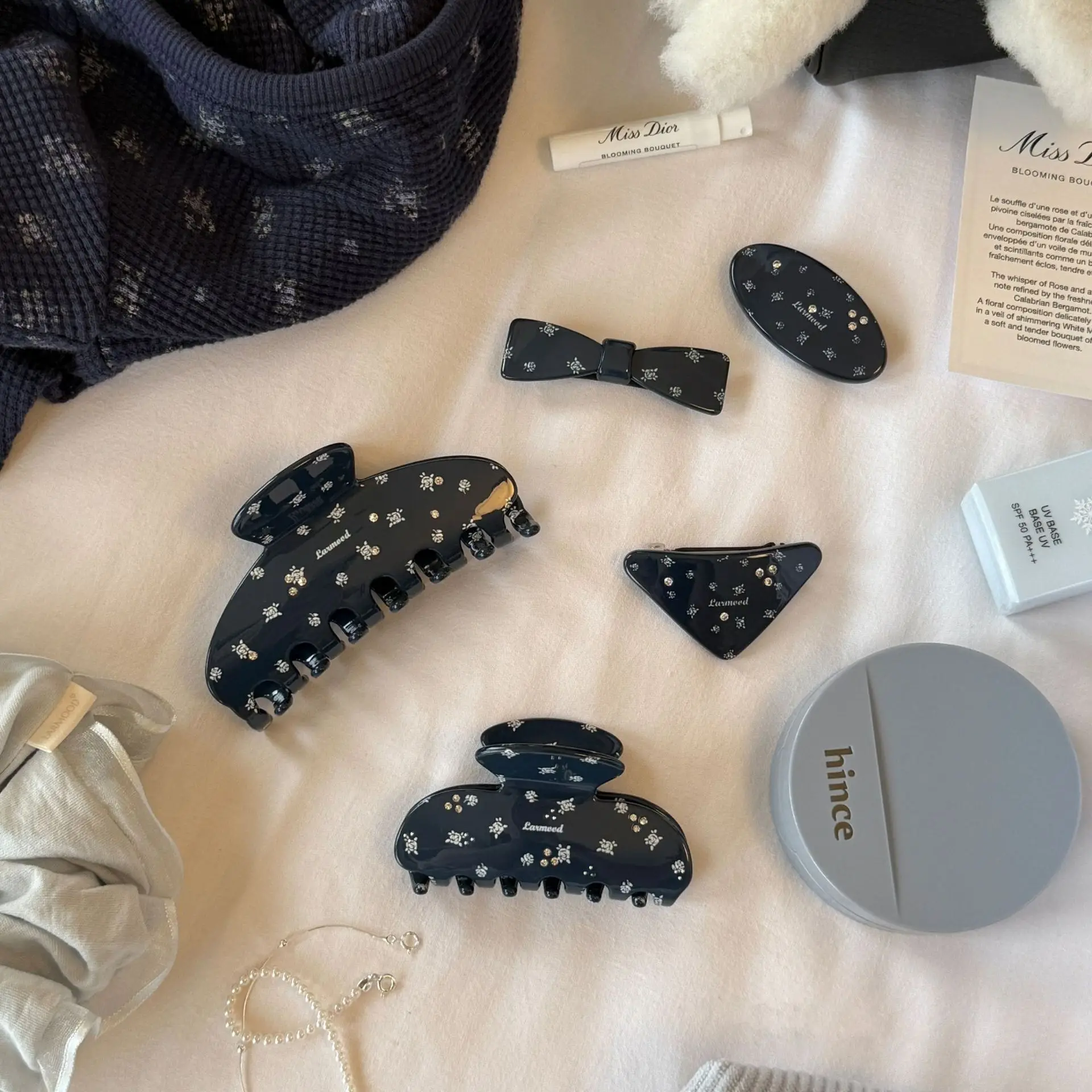 

NEW French Retro Rhinestone Flower Hair Claw Eco-friendly Acetate Claw Clips Trendy Hair Clips for Women Girls Hair Accessories