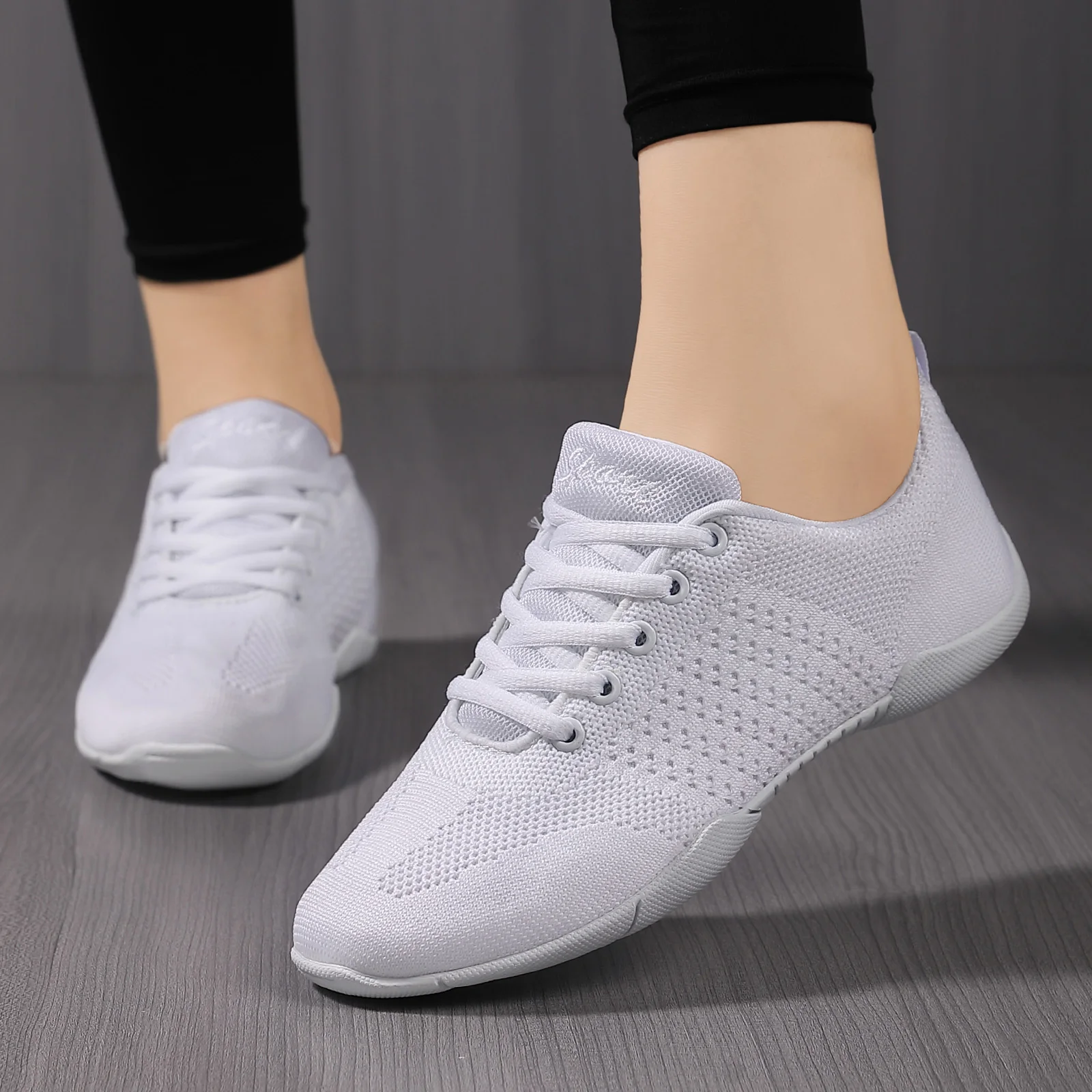 852 Atmungsaktive Mesh-Aerobic-Schuhe für Damen, leichte Cheerleading-Sneaker, rutschfeste Sohle, Tanz-Trainingsschuhe für Jugendliche und Mädchen – Detail 3