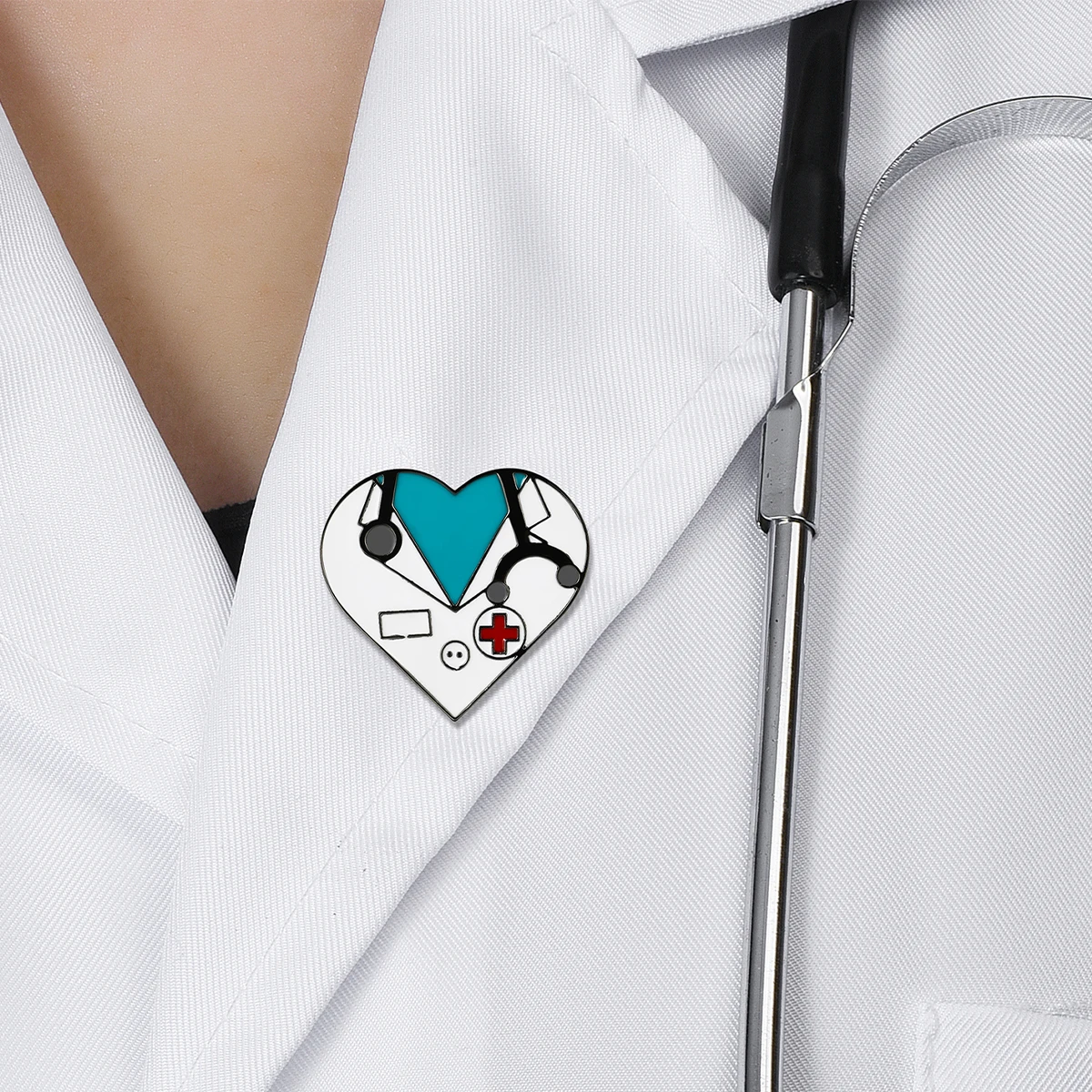 Catuni Medical Enamel Pins Brooch Medicine Heart Shaped Lapel Lanyard Bag Badge Accessories Gifts for Doctors Medico