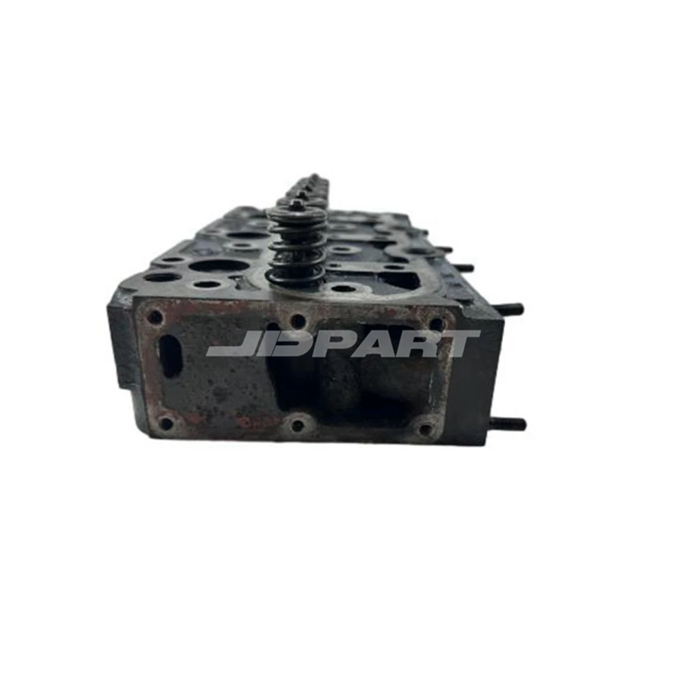 Used D850 Cylinder Head Assy For Kubota Excavator Engine Parts