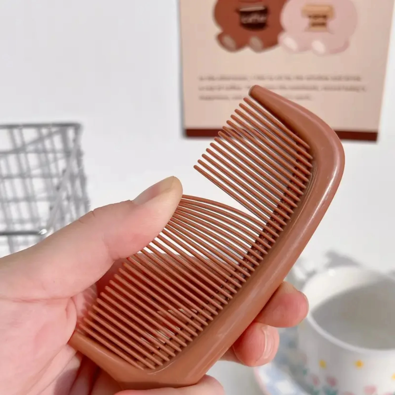 Cute Portable Milk Tea Bear Rabbit Handle Hairdressing Comb Styling Comb for Hair Styling