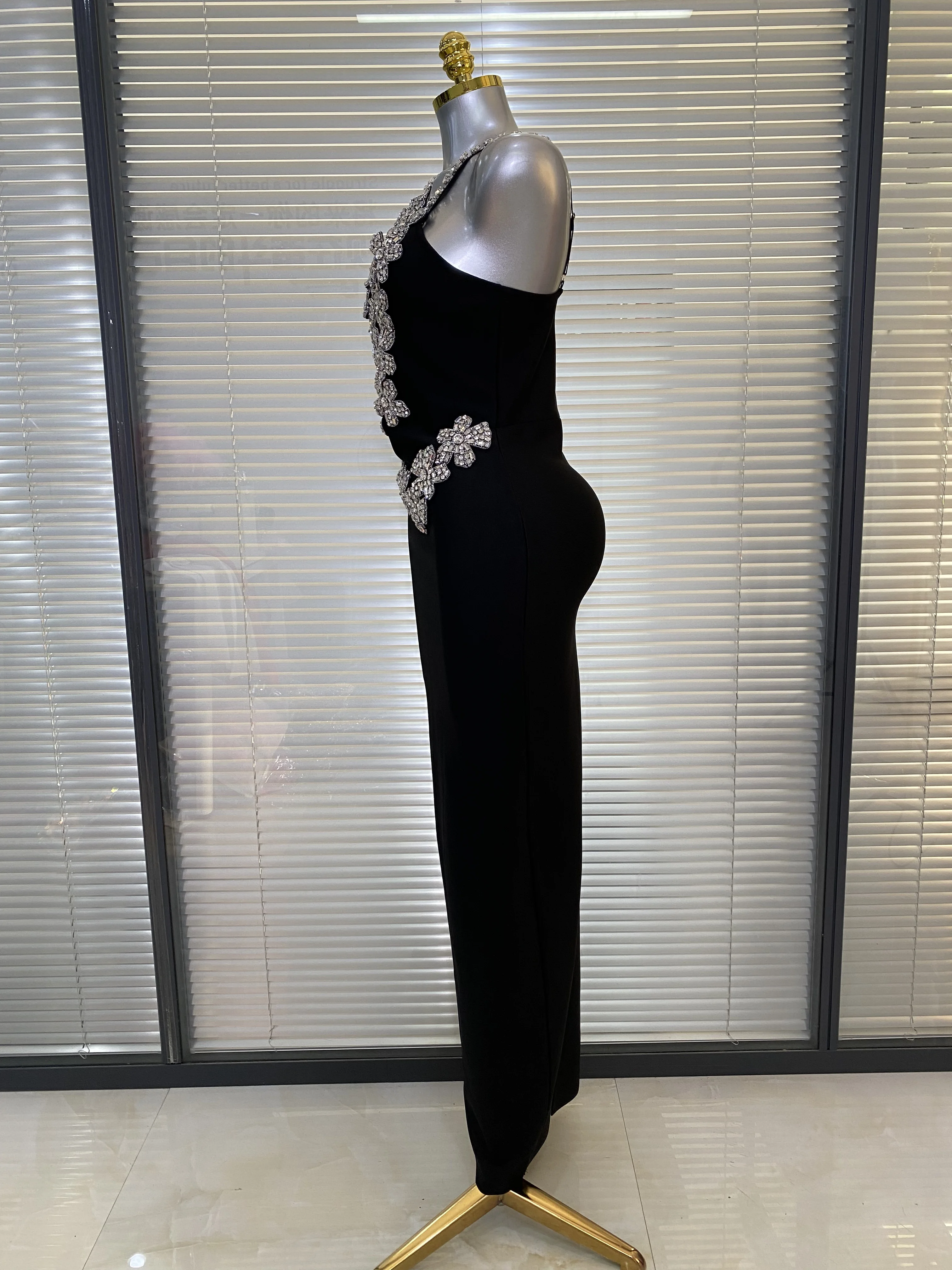 Luxus Sparkly Strass Frauen Sexy Ärmellose Elegante Bandage Promi Lange Maxi Geburtstag Kleid Cocktail Outfit Prom Kleider