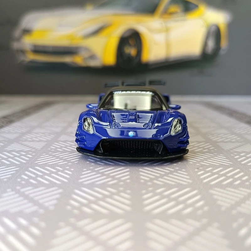 

1:64 моделирование Maserati GT2 модель автомобиля из сплава, коллекция орнаментов, статический подарок суперкара, богатые детали, тонкая работа