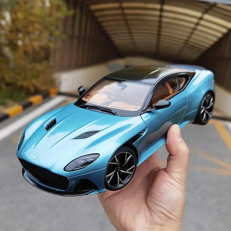 

AUTOart 1/18 For ASTON MARTIN DBS SUPERLEGGERA Diecast Car Model Green/Silver/Blue Toys Hobby Gifts Display Collection