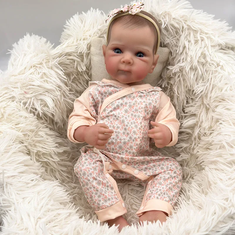 45cm Lifelike Full Body Reborn Baby Bettie Cuddly Baby Multiple Layers Painting 3D Skin with Hand Draw Hair