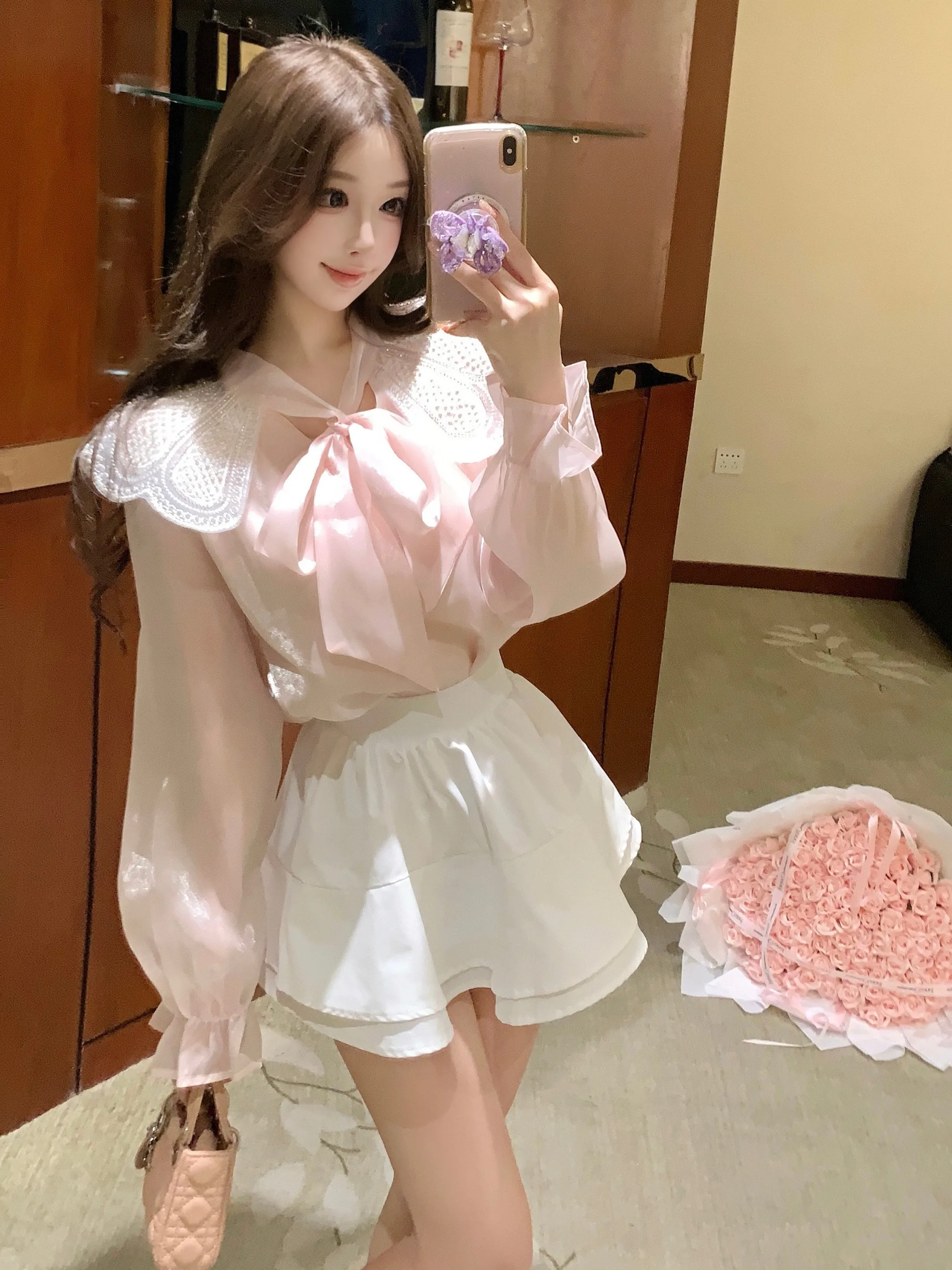 

Sweet Style Long Sleeve Doll Collar Bubble Sleeve Design High-End Feelings Women's Shirt Princess Court Style Top for Young W...